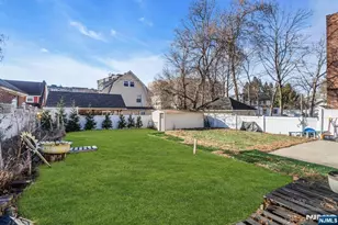 297 Hamilton Pl, Hackensack, NJ 07601 - Photo 15