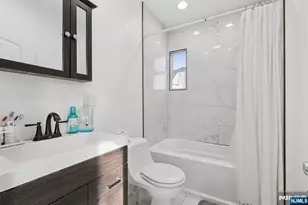 39 Thomas St, Paterson, NJ 07503 - Photo 25