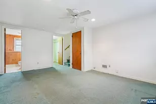 295 Georgian Dr, Paramus, NJ 07652 - Photo 35