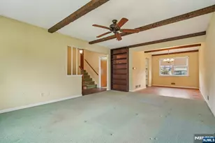 295 Georgian Dr, Paramus, NJ 07652 - Photo 15