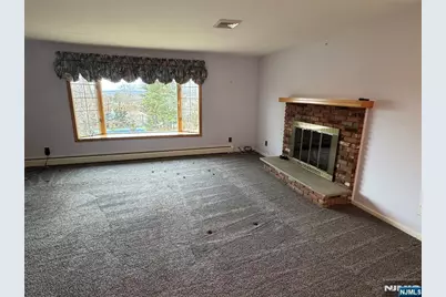 1 Gray Terrace, Woodland Park, NJ 07424 - Photo 5