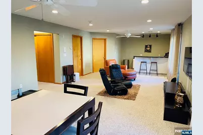 239 Wallington Avenue, Wallington, NJ 07057 - Photo 19