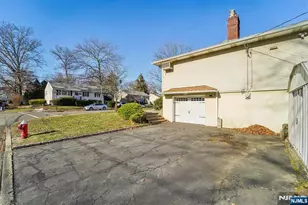 103 Hickory St, Washington Township, NJ 07676 - Photo 29