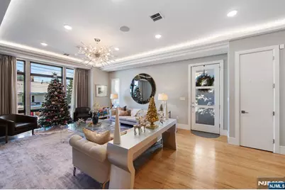 606 Undercliff Avenue 1 #1, Edgewater, NJ 07020 - Photo 7