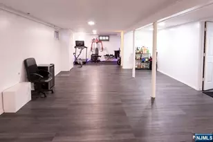 89 Susan Ct, Clifton, NJ 07012 - Photo 5