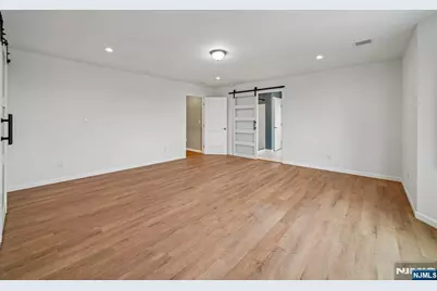 255 Westminster Place, Lodi, NJ 07644 - Photo 21