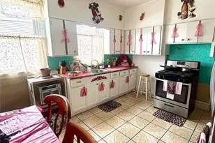 723 Stuyvesant Ave., Irvington, NJ 07111 - Photo 3