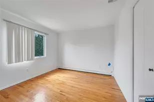 2410 3rd St, Fort Lee, NJ 07024 - Photo 21