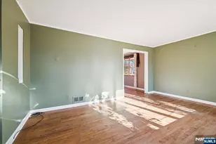 1 Rutan Pl, Bloomfield, NJ 07003 - Photo 9