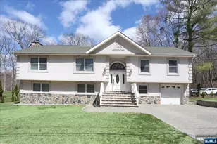 50 Roger Ct, Ringwood, NJ 07456 - Photo 3