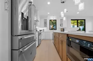 23 Fey Pl, Oradell, NJ 07649 - Photo 7