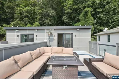 746 Undercliff Avenue B #B, Edgewater, NJ 07020 - Photo 49