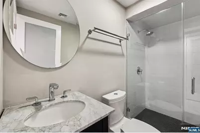 746 Undercliff Avenue B #B, Edgewater, NJ 07020 - Photo 35