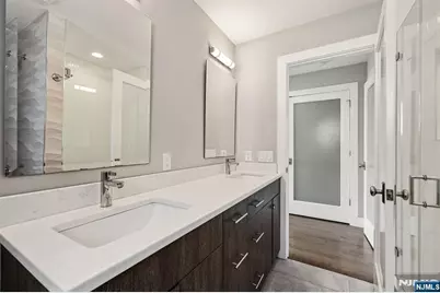 746 Undercliff Avenue B #B, Edgewater, NJ 07020 - Photo 25