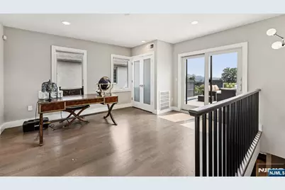 746 Undercliff Avenue B #B, Edgewater, NJ 07020 - Photo 43