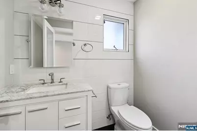 746 Undercliff Avenue B #B, Edgewater, NJ 07020 - Photo 33