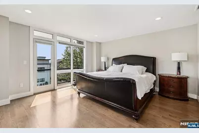 746 Undercliff Avenue B #B, Edgewater, NJ 07020 - Photo 19