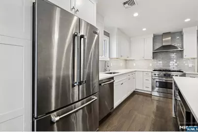 746 Undercliff Avenue B #B, Edgewater, NJ 07020 - Photo 11