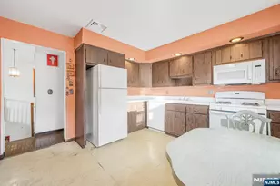 609 Monroe Ave, Washington Township, NJ 07676 - Photo 3