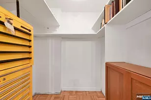 2000 Linwood Ave 18B, Fort Lee, NJ 07024 - Photo 15