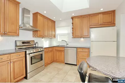 18 Schirra Drive, Wanaque, NJ 07465 - Photo 15