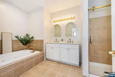 23 Devonshire Drive 118 #118, Clifton, NJ 07013 - Photo 19