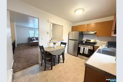 3901 Broadway B #B, Fair Lawn, NJ 07410 - Photo 5