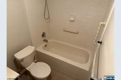 75 Homestead Lane, Lincoln Park, NJ 07035 - Photo 9