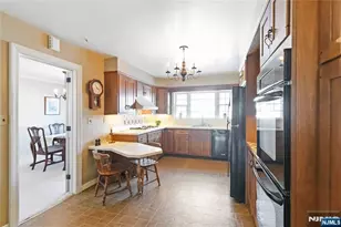 524 Harristown Rd, Glen Rock, NJ 07452 - Photo 7