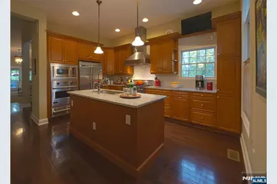 104 Harrison, Montclair, NJ 07042 - Photo 3