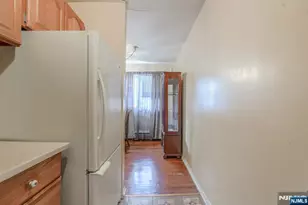 916 Stuyvesant Ave 2, Irvington, NJ 07111 - Photo 9