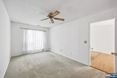 1284 Mulberry Drive, Mahwah, NJ 07430 - Photo 15