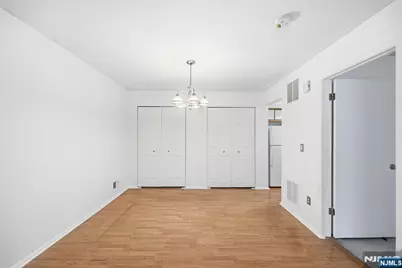 1284 Mulberry Drive, Mahwah, NJ 07430 - Photo 9