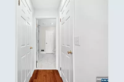 404 Green Mountain Road, Mahwah, NJ 07430 - Photo 27