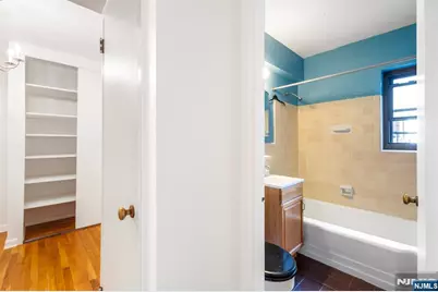 3061 Edwin 3E #3E, Fort Lee, NJ 07024 - Photo 13