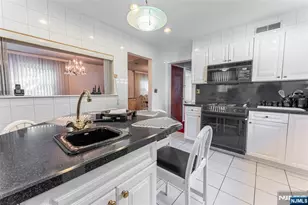 1806 Rensselaer Rd, Teaneck Township, NJ 07666 - Photo 5