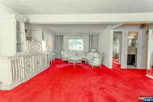 1806 Rensselaer Rd, Teaneck Township, NJ 07666 - Photo 9