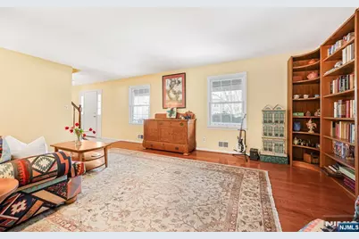 16 Agawam Drive, Wayne, NJ 07470 - Photo 7