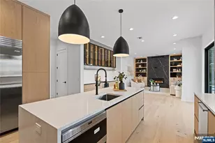 327 Harristown Rd, Glen Rock, NJ 07452 - Photo 9