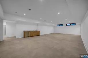 33 Oliver Rd, Paramus, NJ 07652 - Photo 39