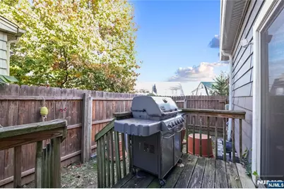 165 Pine Street, Hackensack, NJ 07601 - Photo 37