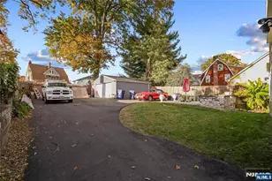 165 Pine St, Hackensack, NJ 07601 - Photo 33