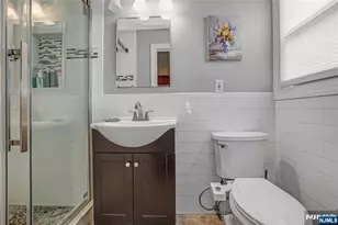 165 Pine St, Hackensack, NJ 07601 - Photo 17