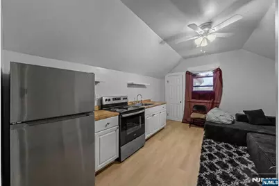 1025 Rivington Street, Roselle, NJ 07203 - Photo 9