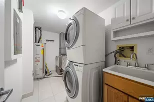 300 Gorge Road 38, Cliffside Park, NJ 07010 - Photo 29