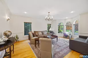 71 Roberts Rd, Englewood Cliffs, NJ 07632 - Photo 5