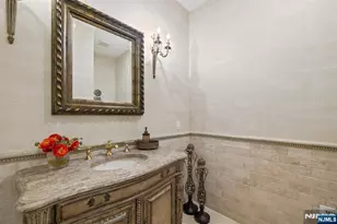 71 Roberts Rd, Englewood Cliffs, NJ 07632 - Photo 17