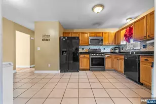 32 Hayward Pl, Wallington, NJ 07057 - Photo 7