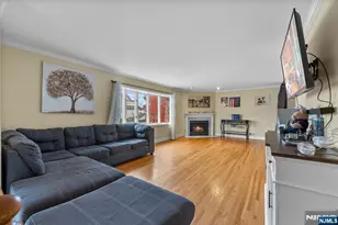 32 Hayward Pl, Wallington, NJ 07057 - Photo 3