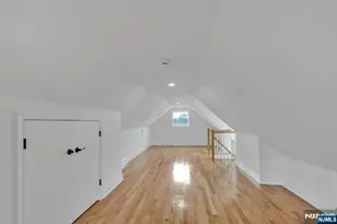 372 Rutherford Blvd, Clifton, NJ 07014 - Photo 19